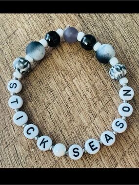 Noah Kahan Bracelet